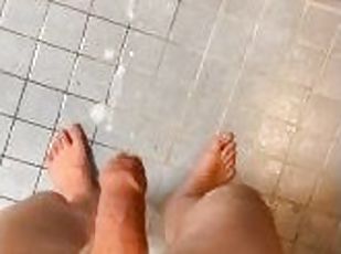 You ever need to cum on middle of pissing session?