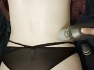 Big Booty gets oily Massage with Vibrator
