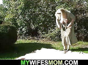 Wife caught her mom and husband fucking outside