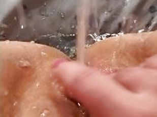 Wet pussy fingering, amateur squirt in bed