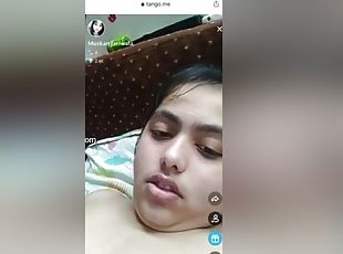 Hot Indian Model Shows Boobs On Tango Show