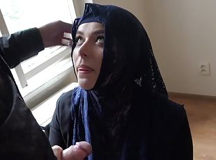 Busty Muslim Lady Wants To Buy Apartments In Prague - nikky dream