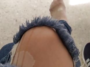 candid feet at mall - Amateurs