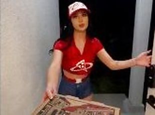 Pizza delivery girl gets fucked