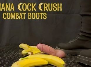 aktivitas-seksual-dengan-melibatkan-kaki-untuk-meningkatkan-gairah-sex, pisang, sepatu-bot, dominasi-perempuan-dalam-sex