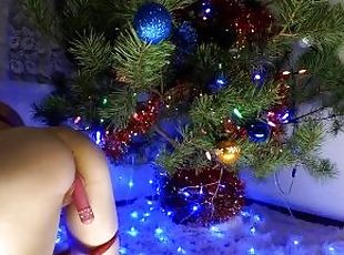 THRUSTS A VIBRATOR INTO THE ASS UNDER THE CHRISTMAS TREE!!!