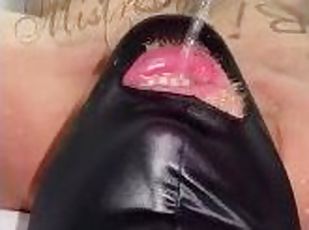 Pissing session for sissy slut with Mistress. Full video on my Onlyfans ( link in bio)